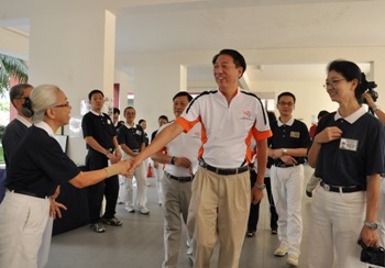 An Old Friend Visits Tzu Chi Pasir Ris Recycling Point